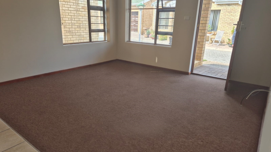 To Let 2 Bedroom Property for Rent in C Place Eastern Cape